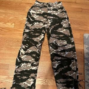 Good American Camo Cargos